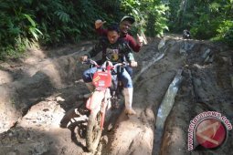 Pemkab Bone Bolango-Korem 133 bersinergi bangun jalan Bulontala-Botutonuo