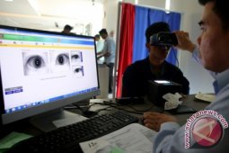 Disdukcapil Aceh Barat rekam e-KTP di sekolah