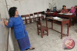 PERINGATAN HARI KARTINI DI SEKOLAH