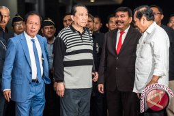 Setelah Samadikun dan Hartawan, Buronan Lain Menyusul