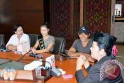 Dewi Dewi Mahadewi Audiensi Bersama Bupati Karangasem