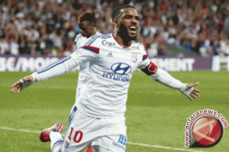 Lyon ke peringkat dua klasemen usai bekuk Toulouse 3-2