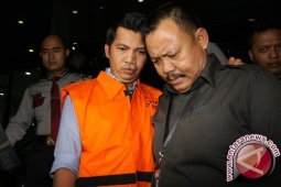 Jaksa Tunjukkan Percakapan BBM Anggota Komisi V