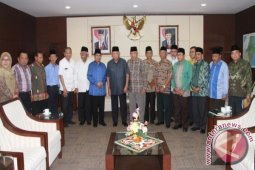 Gubernur : Susun Program MUI yang Realistis