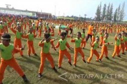 1.100 Siswa TK di Madiun Memperingati Hardiknas