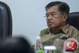 Wapres sarankan ubah kebiasaan mandi pakai gayung
