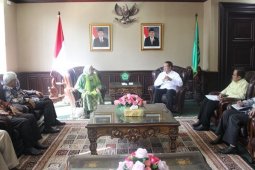 Mantan Menteri Pemberdayaan Perempuan Hj Tuty Alawiyah wafat