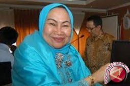 Hj Tuty Alawiyah Wafat