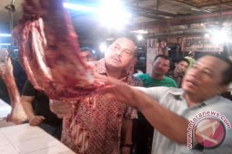 Pedagang Pesimistis Harga Daging Sapi Turun