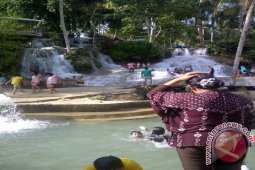 Aek Sijorni Masih Primadona Liburan