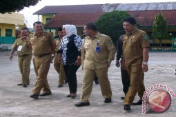 Wali Kota Tinjau UN SMP