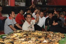 PDIP Surabaya Kampanyekan Gemar Makan Ikan