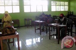 Penghuni Lapas Curup ikuti ujian paket-B