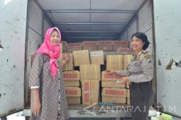 Ratusan Boks Naskah US SD Tiba di Polrestabes Surabaya