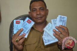 Petugas Disdukcapil Abdya Temukan 37 KTP Palsu