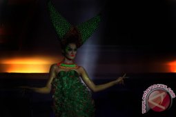FASHION SHOW GLOW IN THE DARK