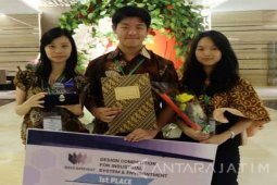 Mahasiswa Ubaya Ciptakan "Fliptruck" Multifungsi