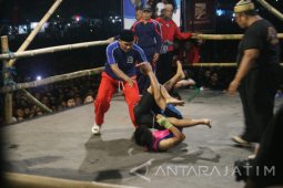 Tradisi Pencak Dor