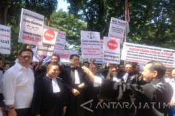 FAI Minta Dua Advokat Segera Dibebaskan