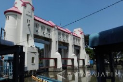 Pintu Air Cagar Budaya Dilengkapi Sistem Elektrik