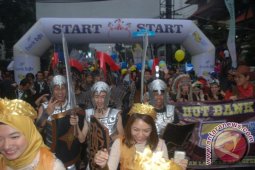"Prajurit Romawi" Meriahkan HUT Ke-55 Bank BJB