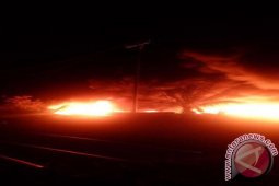 Pipa Terbakar Putuskan Jaringan Listrik ke Kayong Utara