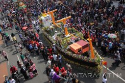 Parade Budaya dan Bunga 2016
