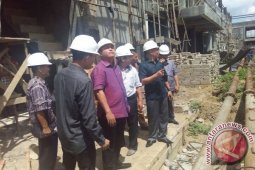Dewan desak investor segera selesaikan Pasar Angsoduo