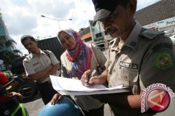 Satpol PP Babel Tertibkan Kendaraan Perkantoran Gubernur