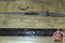 Cekcok Mulut Pekerja Tambang Dibacok