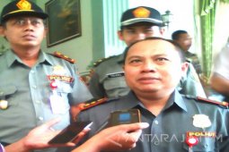 Perhutani: LMDH Bondowoso Investasi Tanam Pohon
