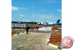 Penerbangan di bandara Pangsuma masih normal