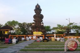 Pura Giri Natha Semarang Pemersatu Umat Sedharma