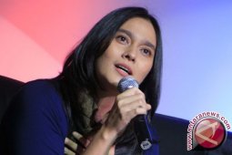 Ine Febriyanti dukung kampanye bahaya rokok