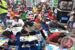 Ratusan anak di Jambi ikuti lomba mewarnai "Hilo School"
