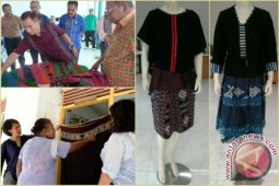 MTB-INPEX Gelar Peragaan Busana Tenun Ikat Tanimbar