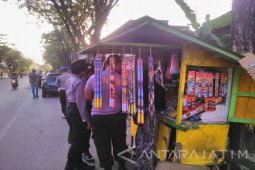 Polres Madiun Amankan 14,5 Kilogram Bubuk Mercon