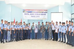 Lantamal Pontianak Gelar Bintal Juang Remaja Bahari