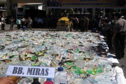 Polres Jember Musnahkan 6.500 Miras Jelang Ramadhan