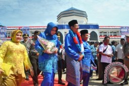 Gubsu Resmikan Gedung Kantor Bupati Labusel