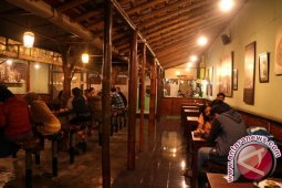 Pemkab Bangka Barat Imbau Rumah Makan Bertirai