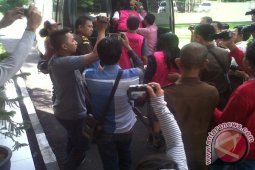 Kejati Tahan Tiga Tersangka Dugaan Korupsi Pupuk