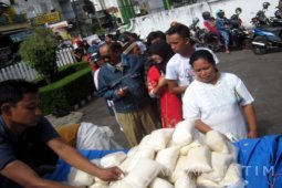 Operasi Pasar Khusus Gula