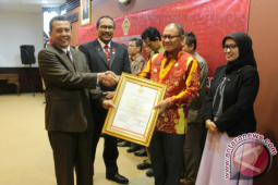 Enam Perempuan Menjadi Camat