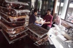 UMM Distribusikan 1,5 Ton Kurma Bantuan Arab Saudi