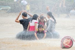 Tradisi Mandi Bakcang Pontianak