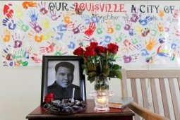 Ribuan Orang Beri Penghormatan Terakhir untuk Muhammad Ali