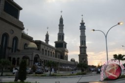 Kaltim Tawarkan Wisata Religi dan Kuliner