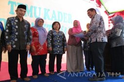Tambah Fasilitas Posyandu Kediri