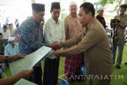 Pemkab Situbondo Salurkan Insentif untuk 4.137 Guru Ngaji
